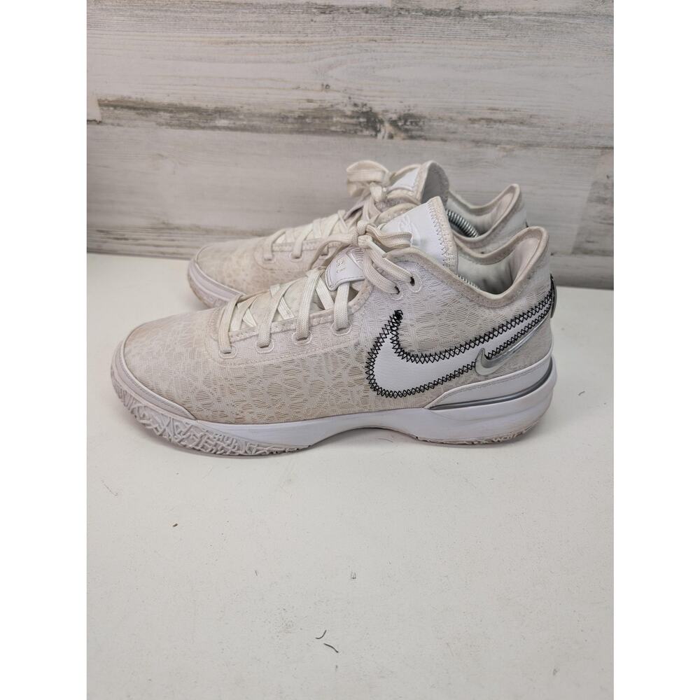 Nike Lebron NXXT Gen‎ Shoes Mens Size 11 Basketball DR8784-101 Sneakers - Picture 5 of 15